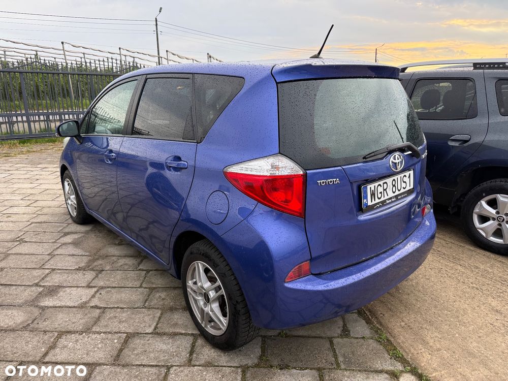 Toyota Verso S - 4