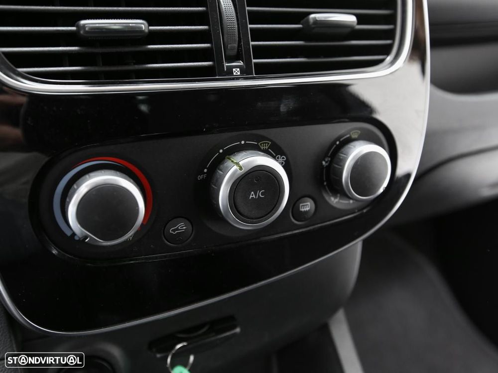 Renault Clio 1.5 dCi Limited - 18