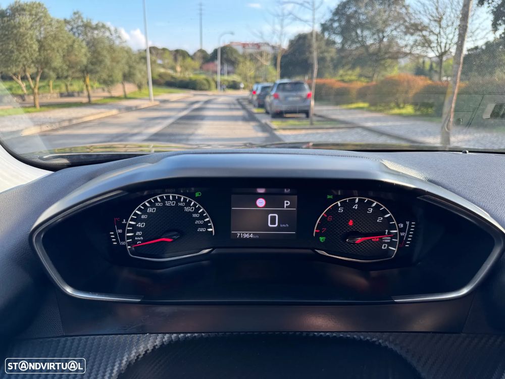 Peugeot 2008 PureTech 130 EAT8 Allure - 13