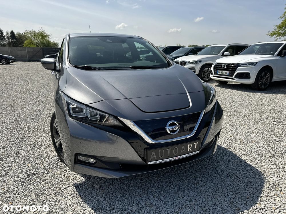 Nissan Leaf 40 kWh TEKNA - 24