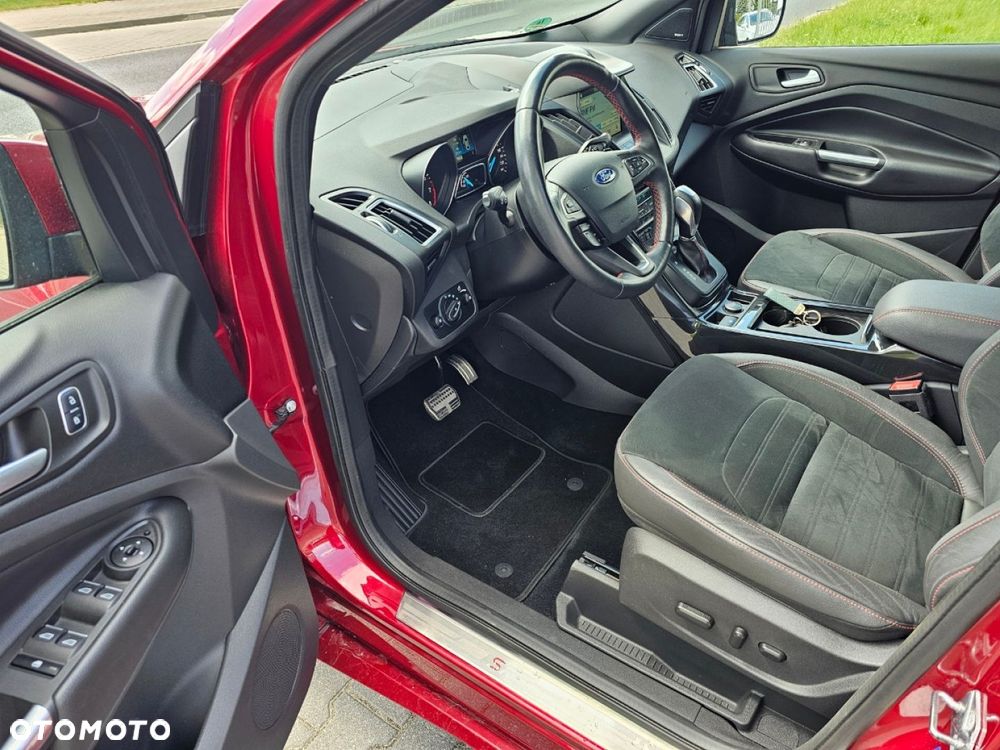 Ford Kuga - 16