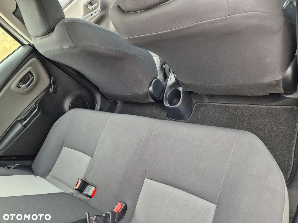 Toyota Yaris 1.5 Premium - 12