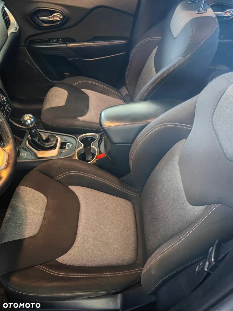 Jeep Cherokee 2.0 Multijet Longitude - 17