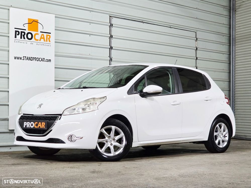 Peugeot 208 1.4 HDi Access - 1