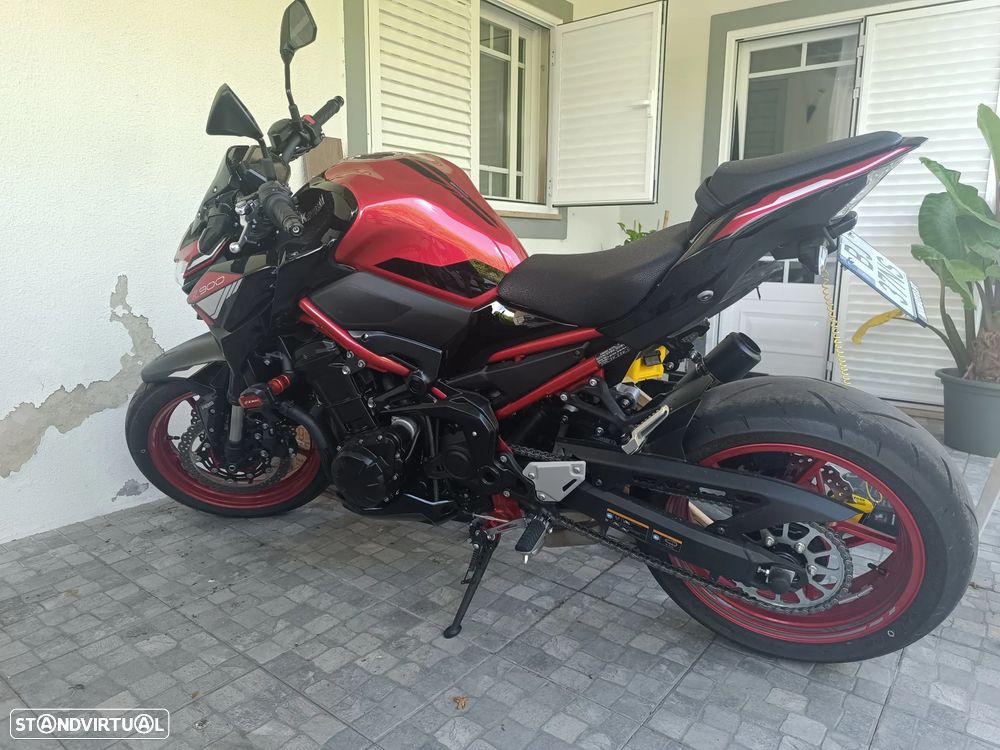 Kawasaki 900 - 2