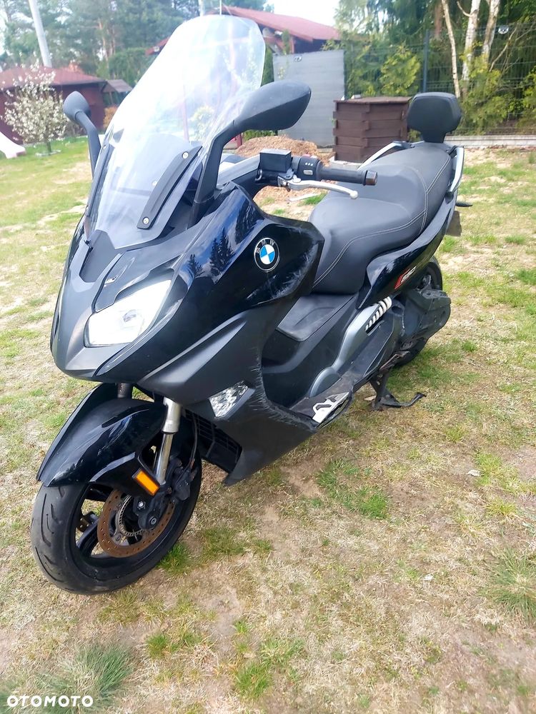 BMW F - 24