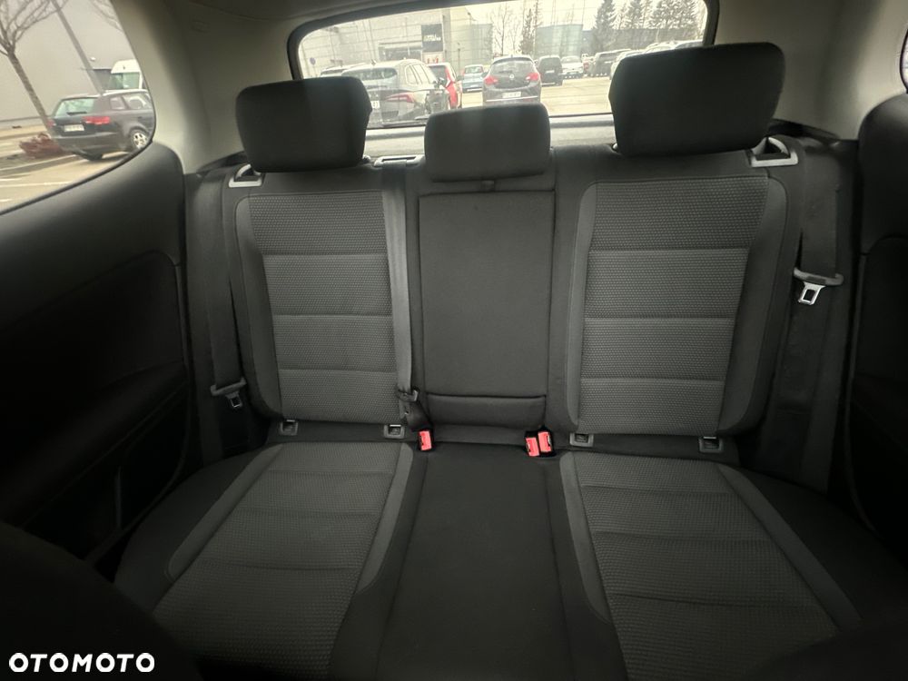 Volkswagen Golf 1.6 Comfortline - 17