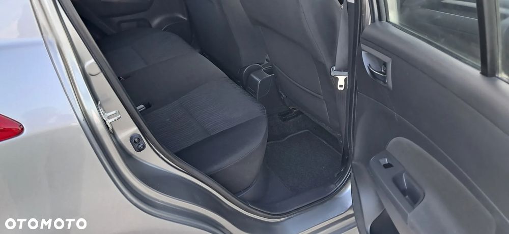 Suzuki Swift - 22