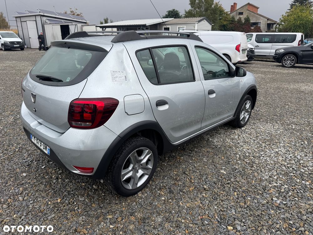Dacia Sandero Stepway SCe 75 Essential - 5