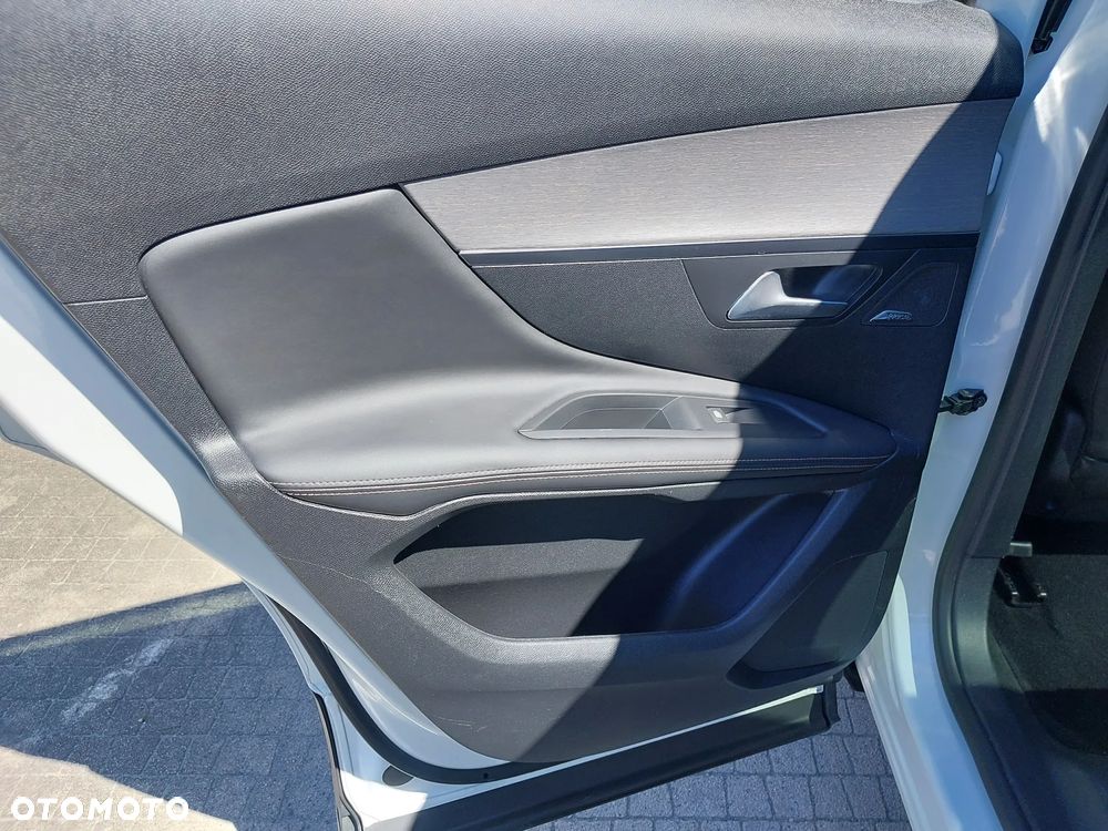 Peugeot 3008 BlueHDi 180 Stop & Start EAT6 GT - 22
