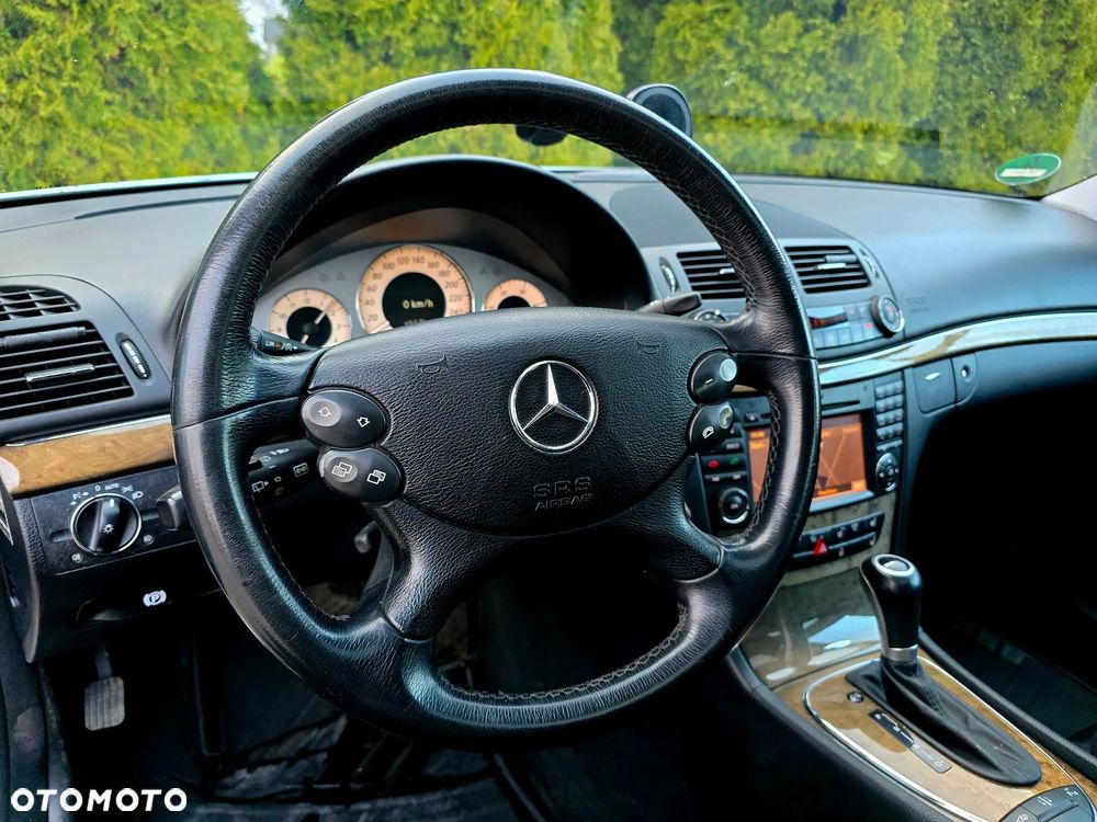 Mercedes-Benz Klasa E 320 CDI 7G-TRONIC Avantgarde BusinessEDITION - 20
