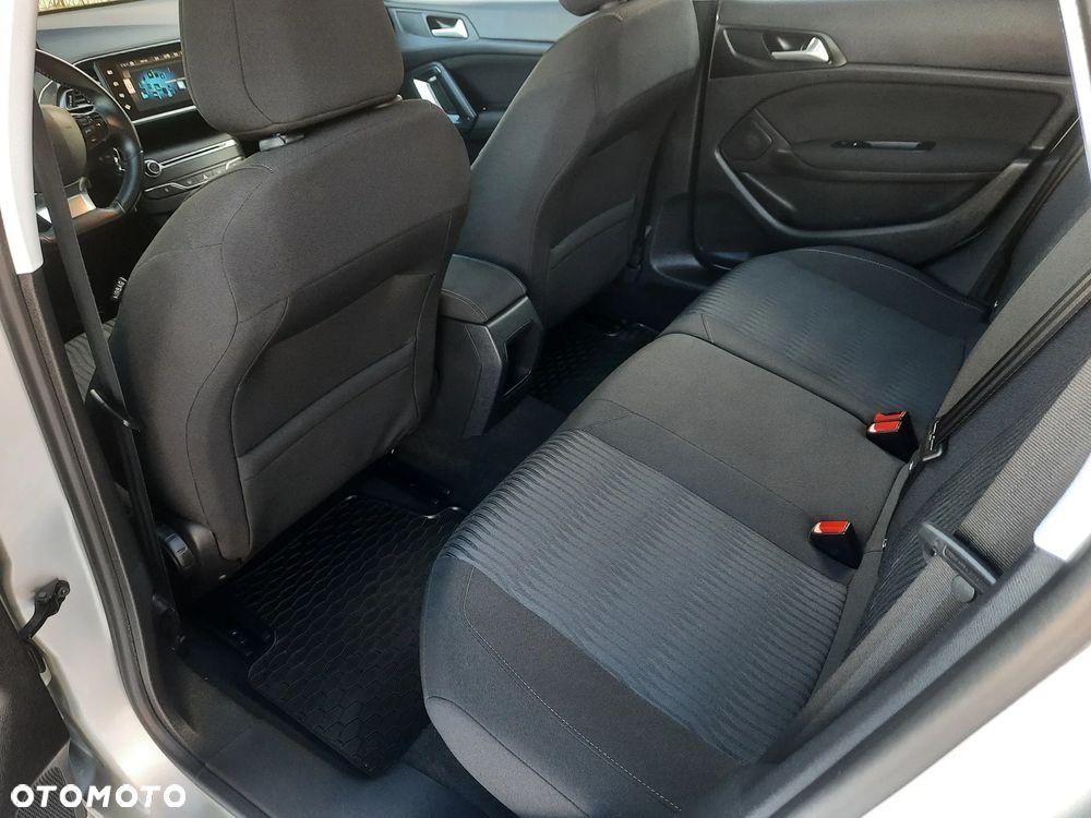 Peugeot 308 BlueHDi FAP 120 Stop&Start Allure - 31