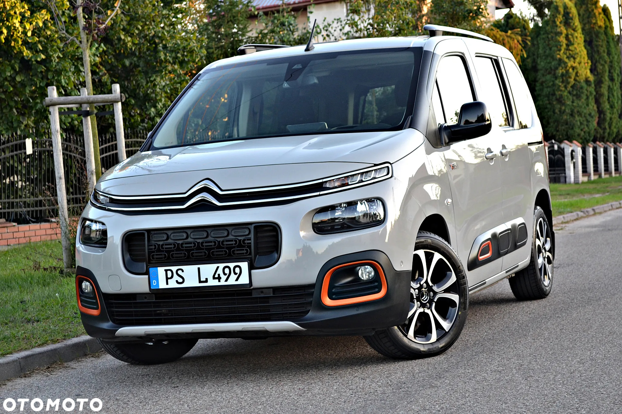 Citroën Berlingo M BlueHDi 130 SHINE - 2