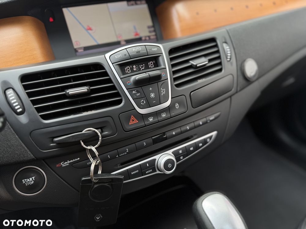 Renault Laguna 2.0T Initiale - 32