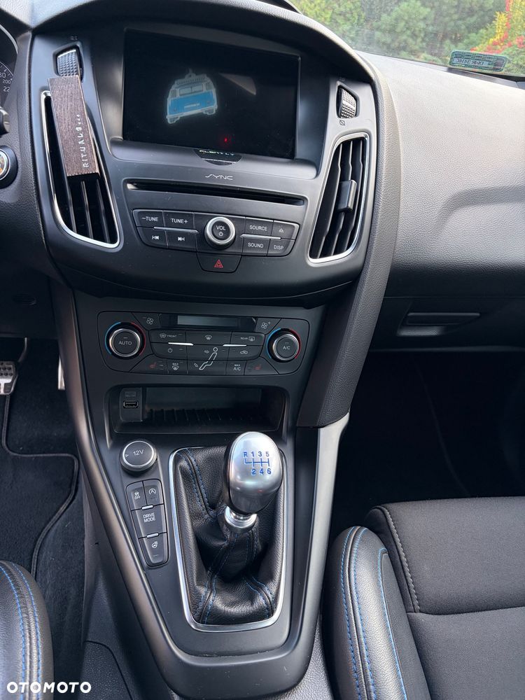 Ford Focus 2.3 EcoBoost RS - 8