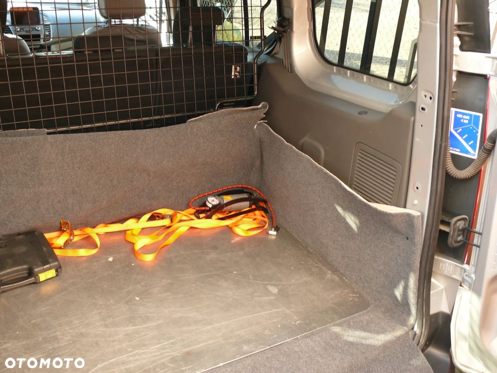 Ford Transit Connect Kombi 230 L2 Trend - 24