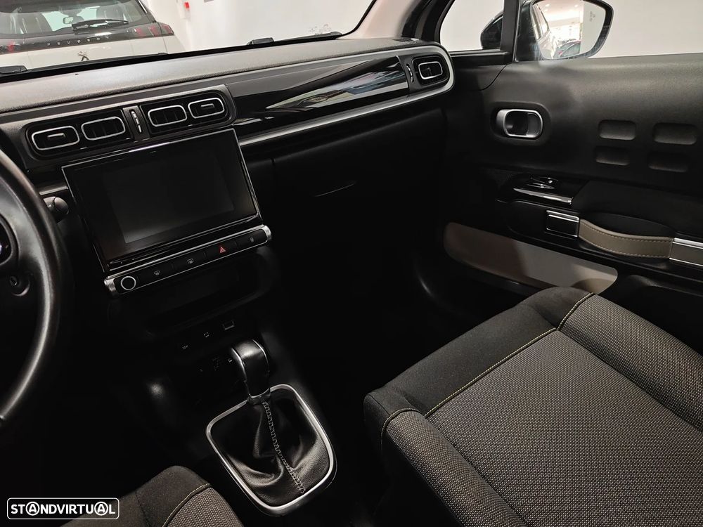 Citroën C3 1.2 PureTech Shine EAT6 - 41