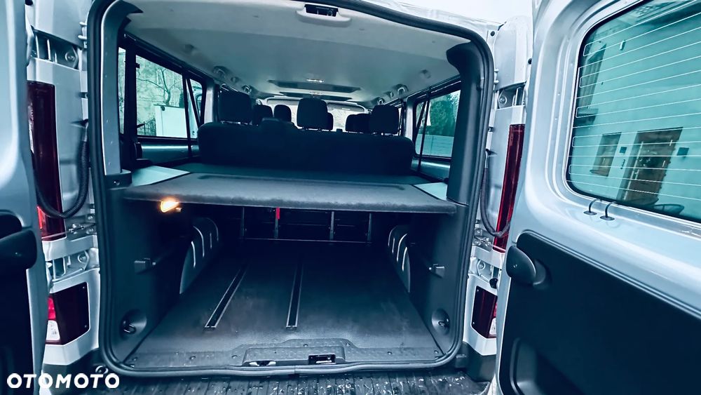 Renault Trafic 2.0 dCi Escapade EDC - 6