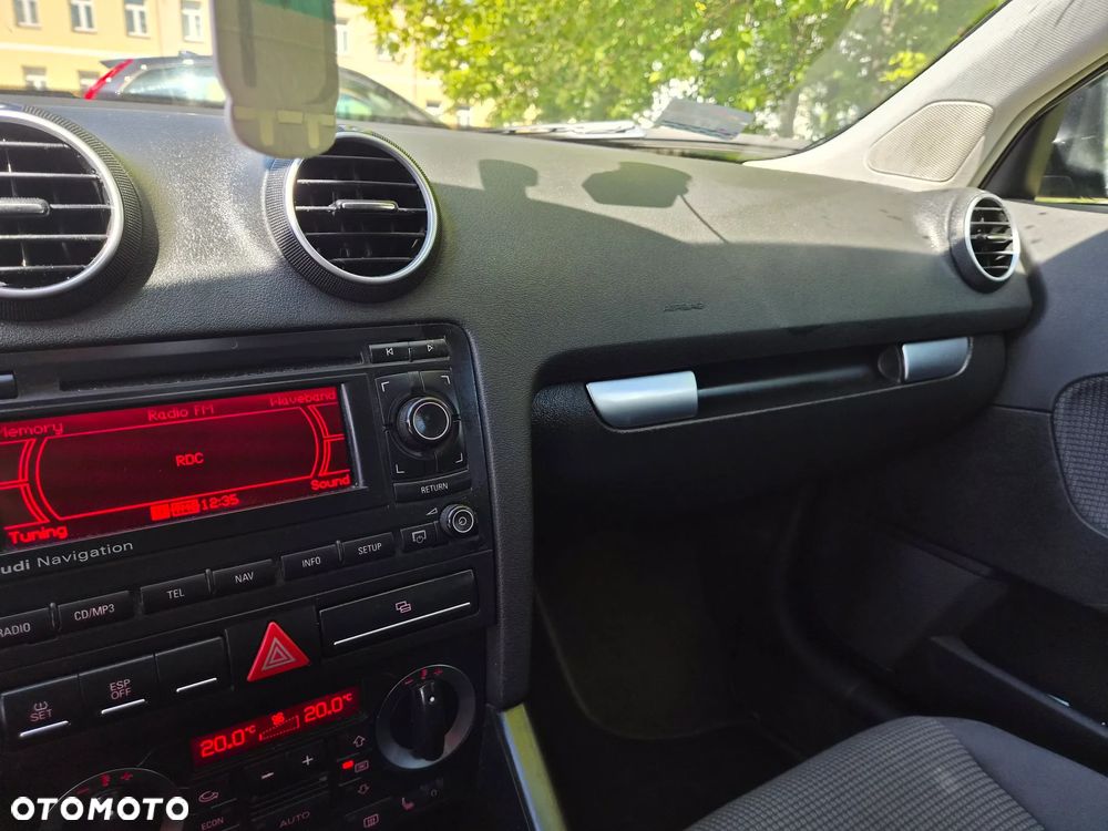 Audi A3 Sportback 1.9 TDI DPF Ambiente - 18