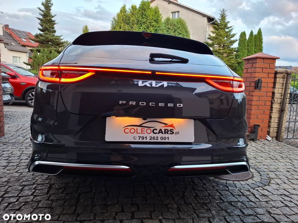 Kia ProCeed - 8