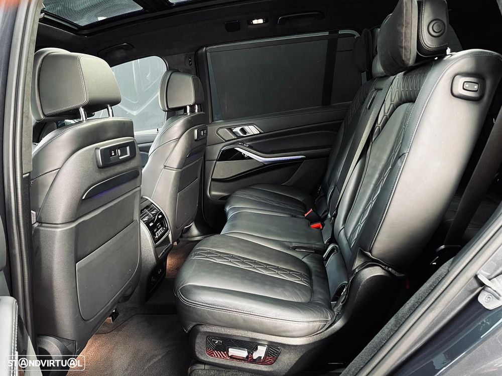 BMW X7 40 d xDrive Pack M - 30