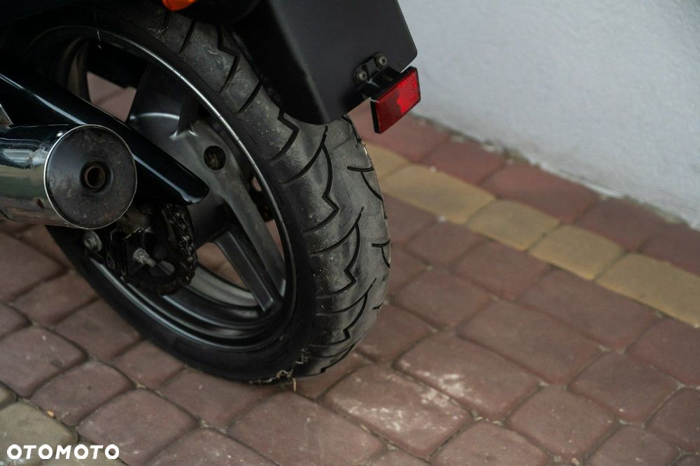 Kawasaki GPZ - 9