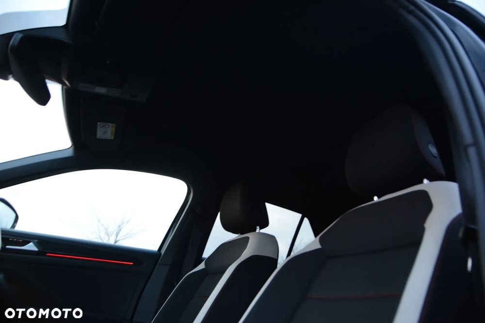Volkswagen T-Roc 1.5 TSI ACT OPF DSG IQ.DRIVE - 37