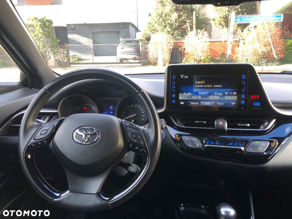 Toyota C-HR - 33