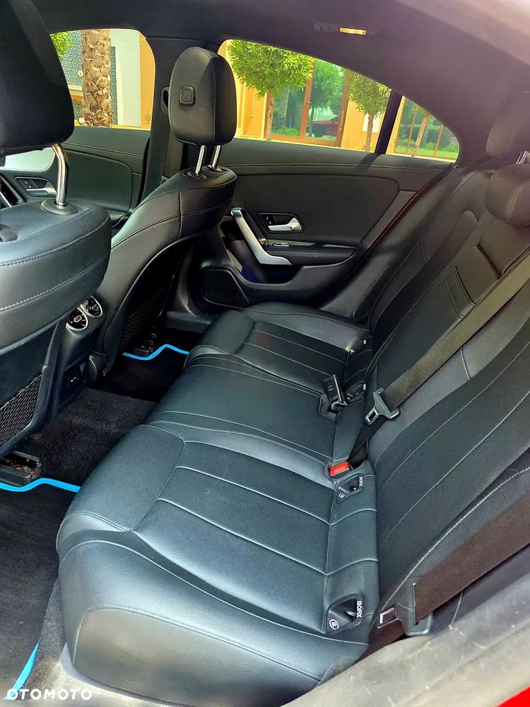 Mercedes-Benz CLA 250 4-Matic 7G-DCT - 13