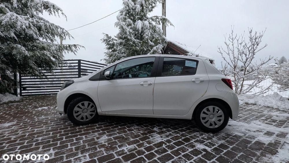 Toyota Yaris 1.33 Dynamic - 1