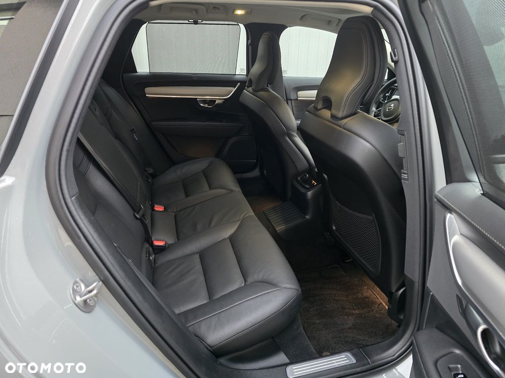Volvo V90 T6 Recharge AWD Plus Dark - 23