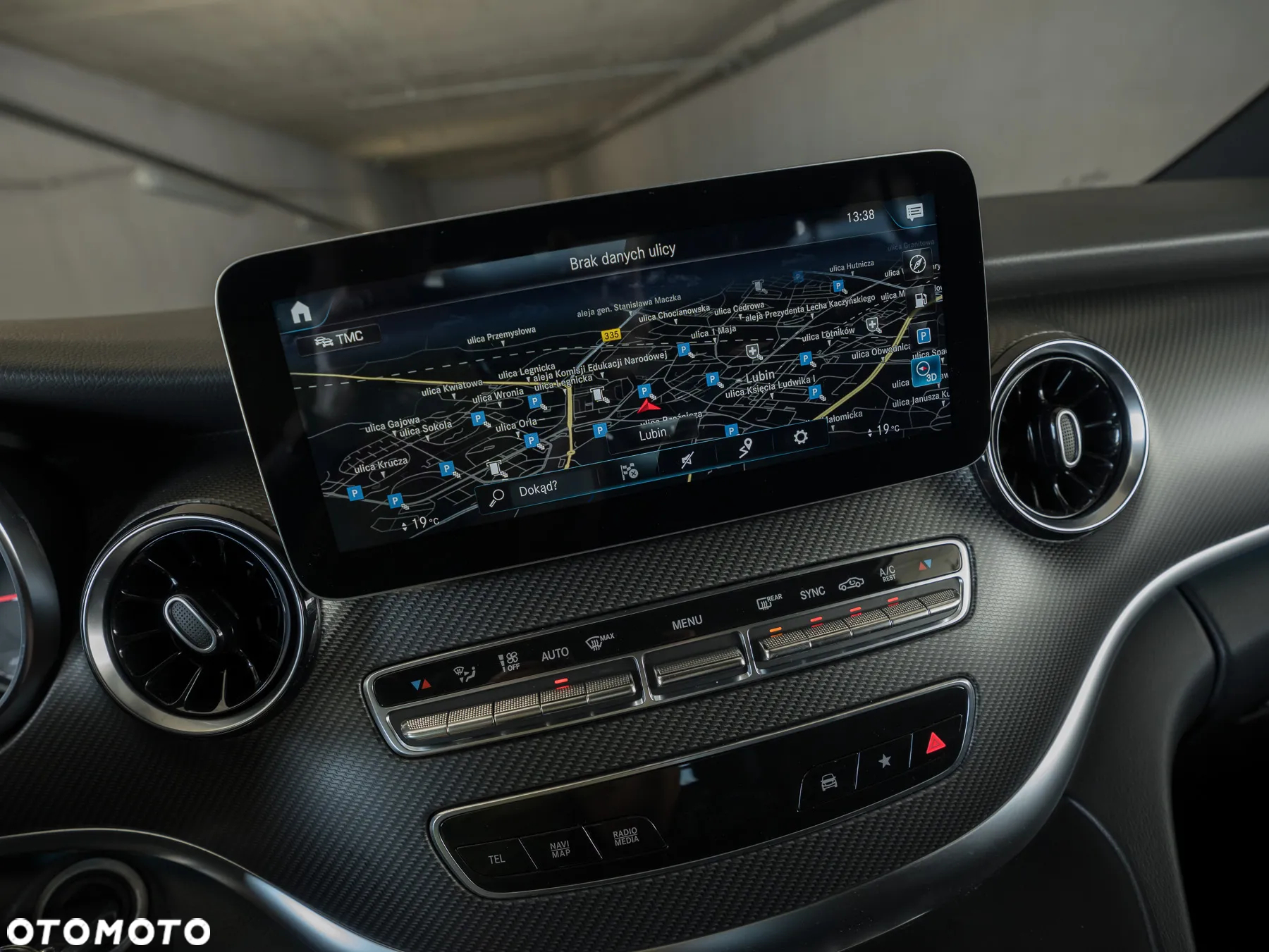 Mercedes-Benz Klasa V 300 d 4-Matic Exclusive 9G-Tronic (d³ugi) - 35