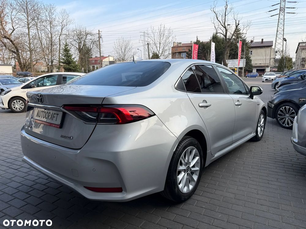 Toyota Corolla 1.8 Hybrid Comfort - 33