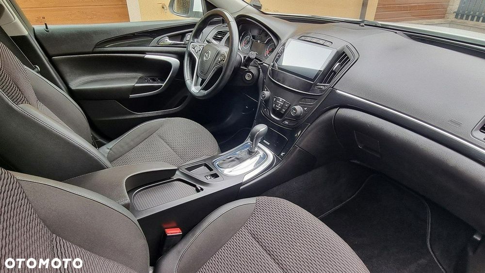 Opel Insignia - 13