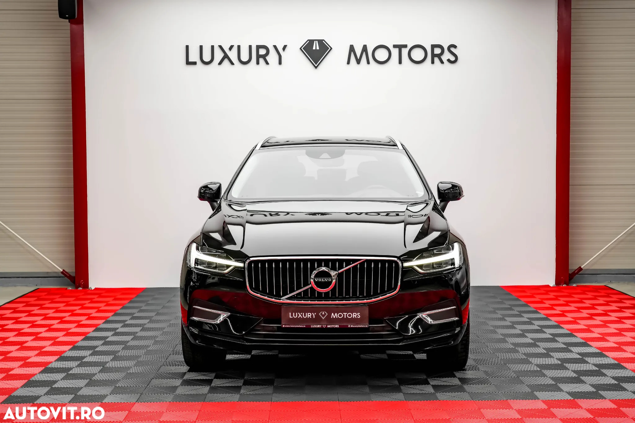 Volvo XC 60 B4 MHEV AWD Inscription - 33