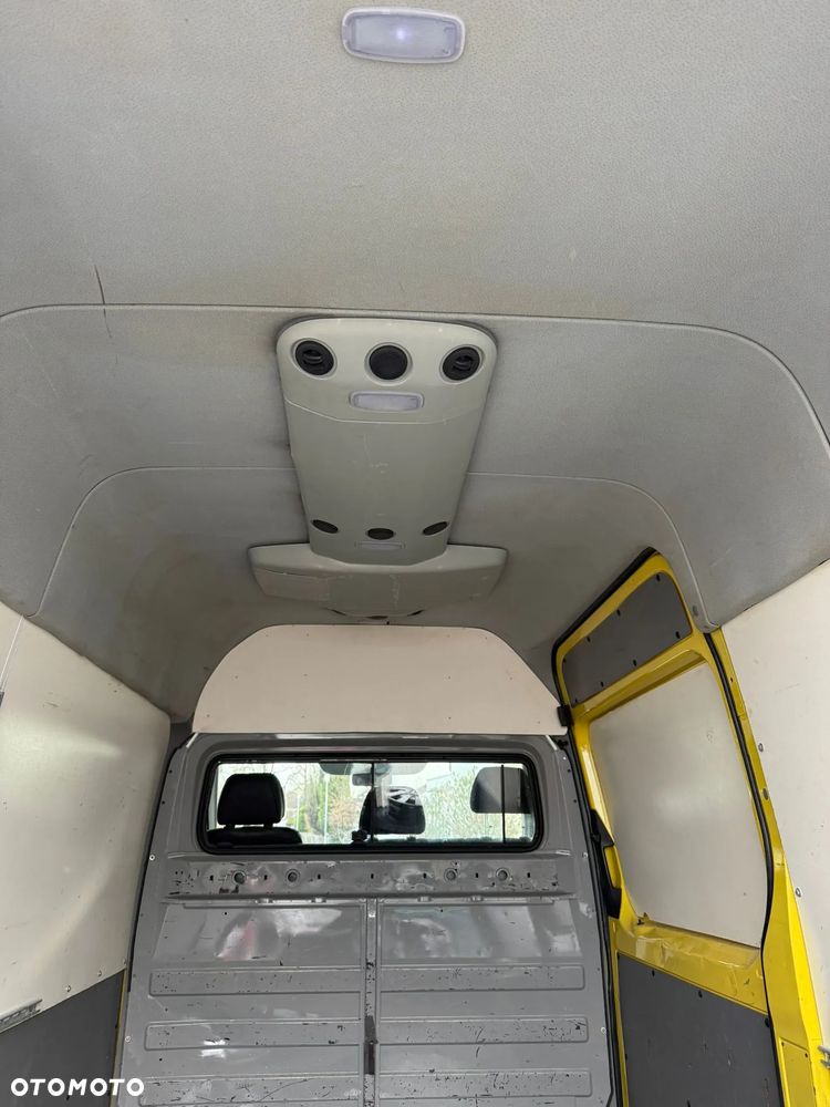 Mercedes-Benz Sprinter - 5