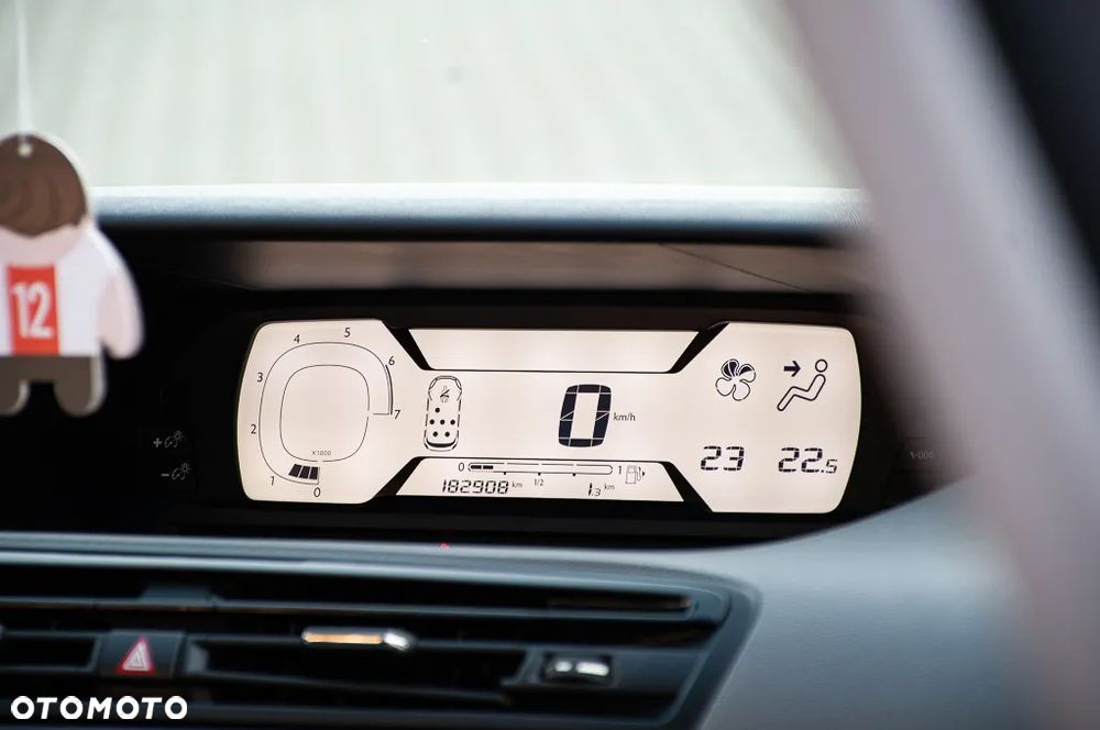 Citroën C4 Grand Picasso VTi 120 Attraction - 19