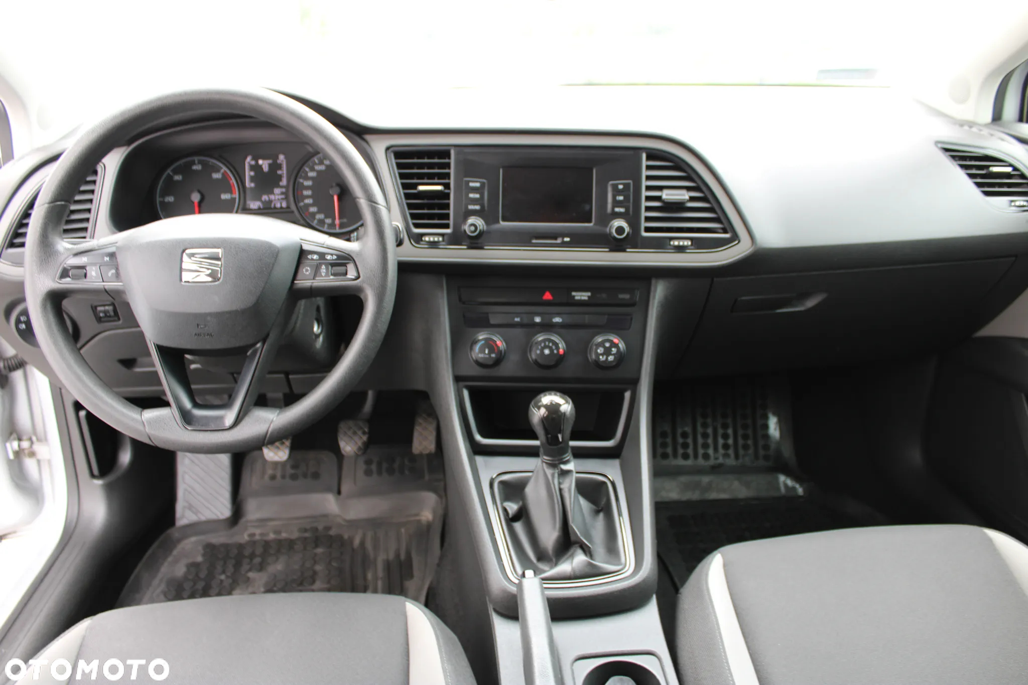 Seat Leon 1.6 TDI Reference - 17