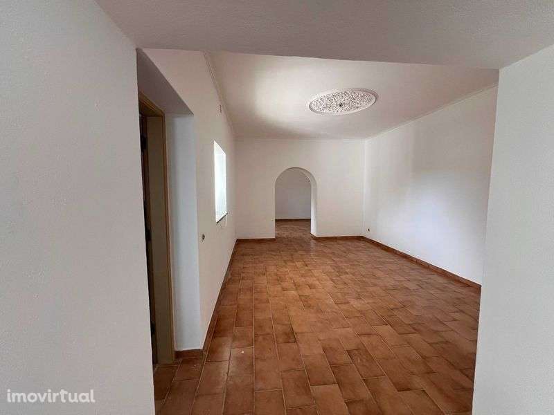 Moradia para renovar a 5 min de Vilamoura | Até 300 m² - Grande imagem: 5/10