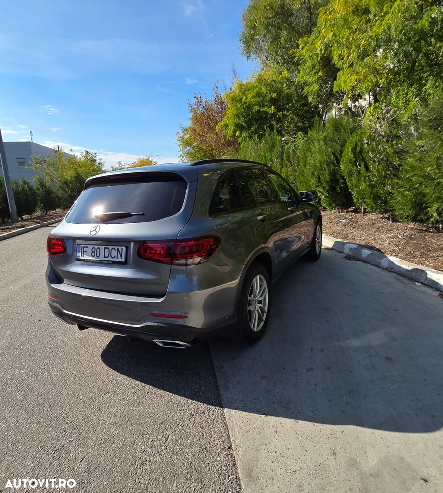 Mercedes-Benz GLC 220 d 4Matic 9G-TRONIC AMG Line - 8