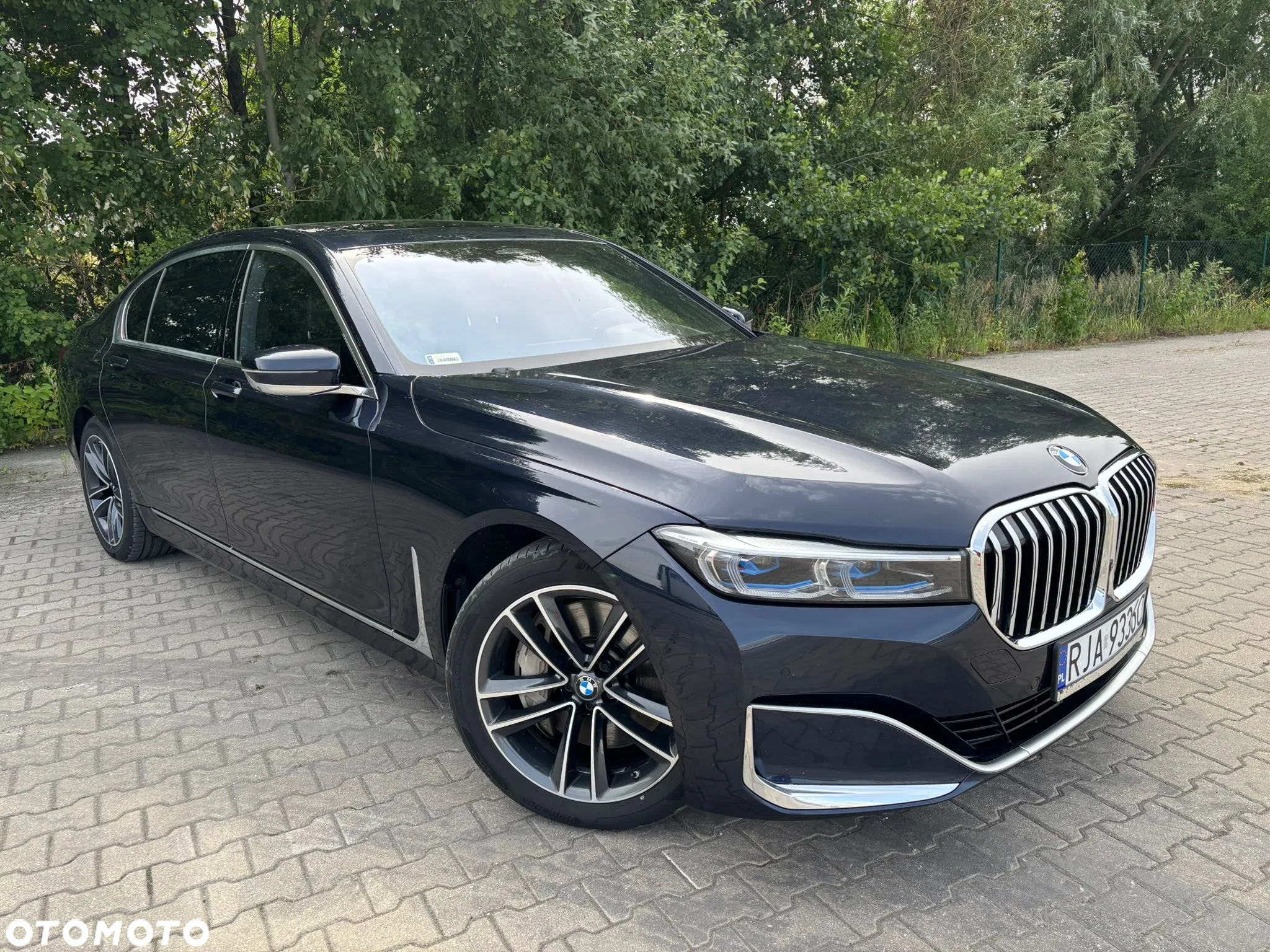 BMW Seria 7 - 10