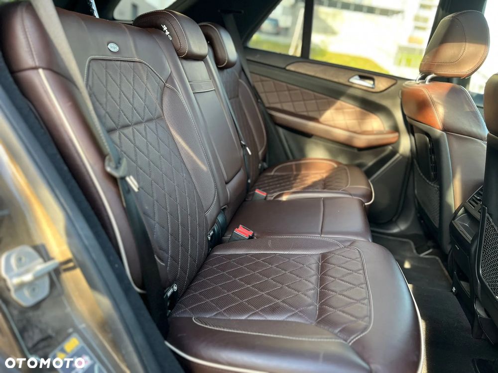 Mercedes-Benz ML 350 BlueTEC 4-Matic - 8