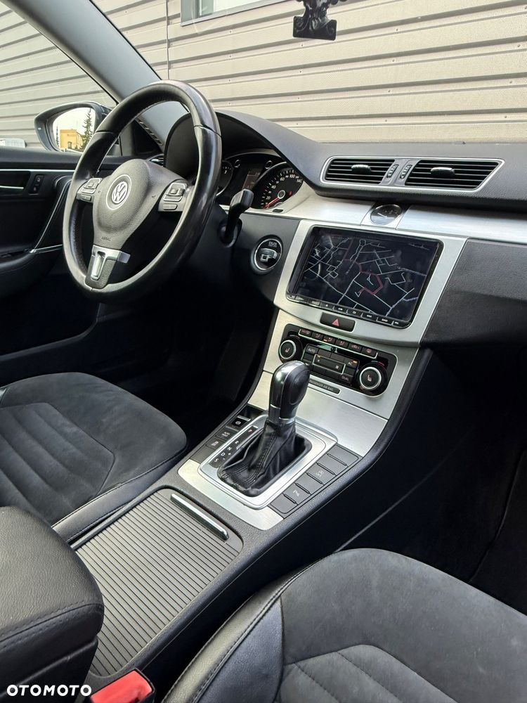 Volkswagen Passat 2.0 TDI DSG BlueMotion Technology Highline - 20