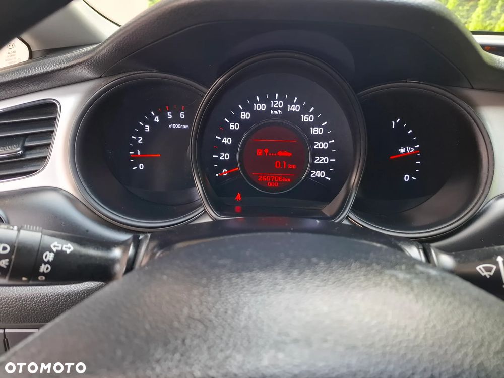 Kia Ceed 1.6 CRDi 128 Vision - 13