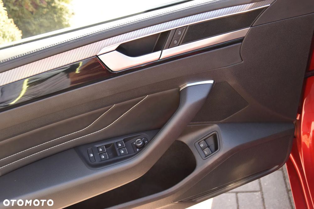 Volkswagen Arteon 1.4 eHybrid OPF DSG R-Line - 27