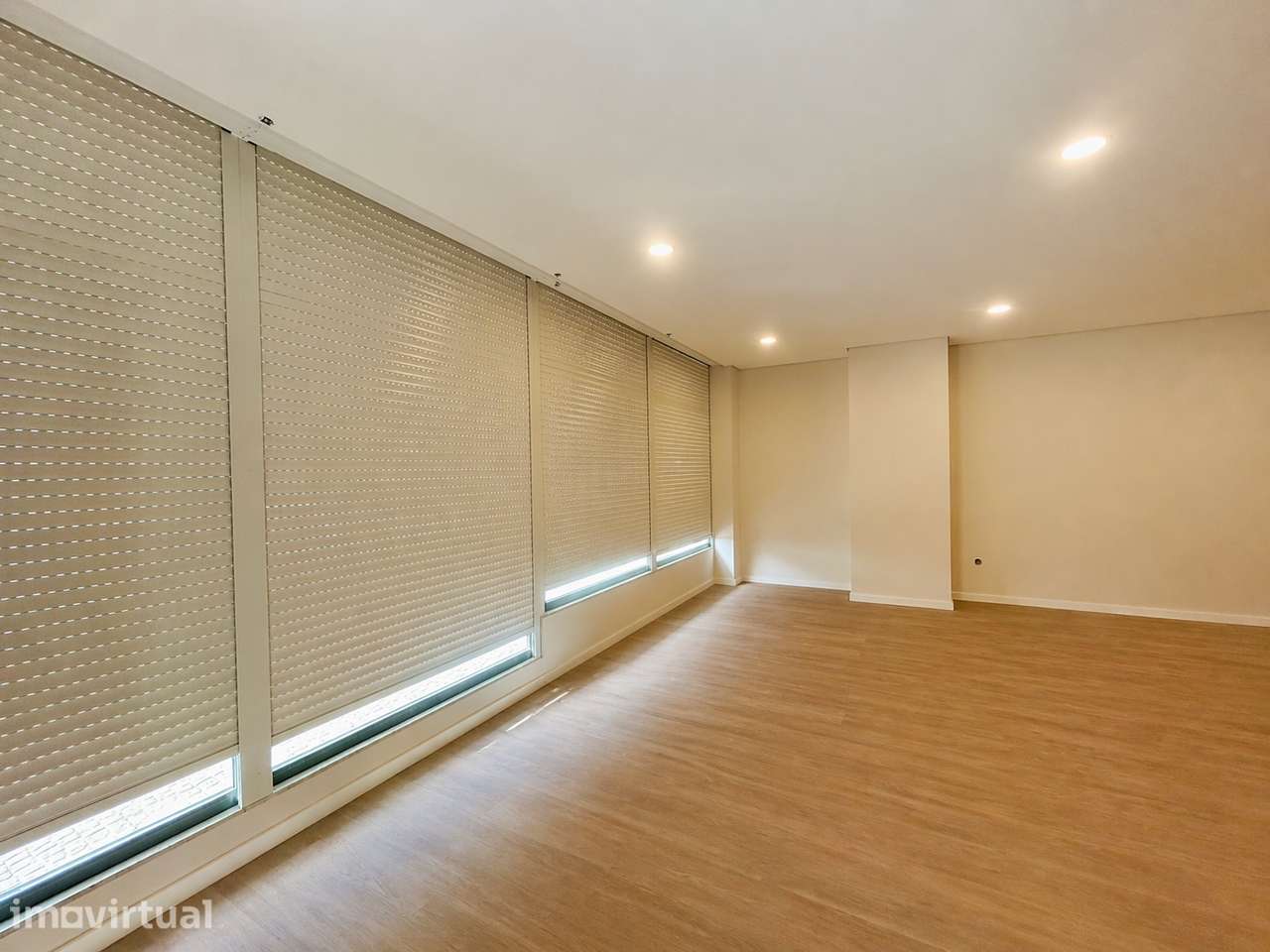 Apartamento T1 no centro da cidade de Paredes - Grande imagem: 3/6