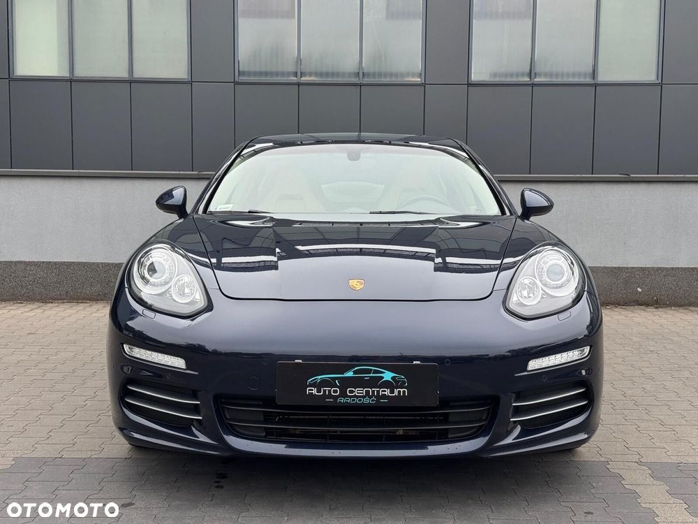 Porsche Panamera 4 - 5