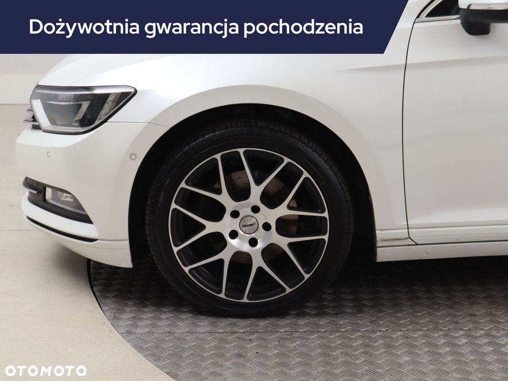 Volkswagen Passat Variant - 17
