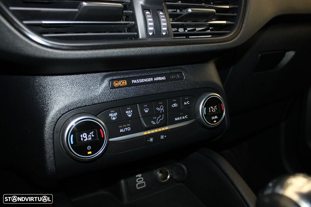 Ford Kuga 1.5 EcoBoost ST-Line - 24