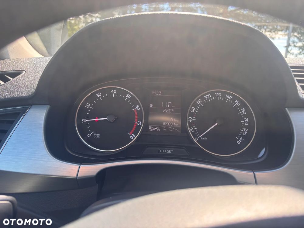 Skoda Fabia 1.0 TSI Ambition - 12